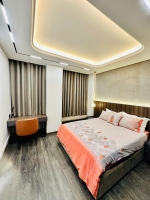 cho thue can ho duplex tai star hill voi 3 phong ngu san thuong rieng va phong xong hoi rieng