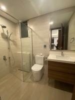 midtown 2 bedroom fully furnished apartment for rent with private parking