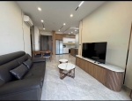 midtown 2 bedroom apartment for rent with full furniture open view and modern living space
