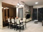 cho thue can ho midtown 2 phong ngu full noi that view villa yen tinh