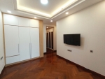 refined 3 bedroom apartment for rent at midtown with river view and basement parking