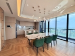 cho thue can ho vinhomes golden river 3 phong ngu full noi that cao cap view dep