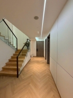 cho thue duplex the metropole opera 4 phong ngu full noi that view song cuc dep