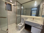 bright and cozy 2 bedroom apartment for rent at midtown with parking lot