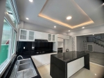 cho thue villa my phu 5 phong ngu co san vuon rieng khong gian song rong rai va yen tinh